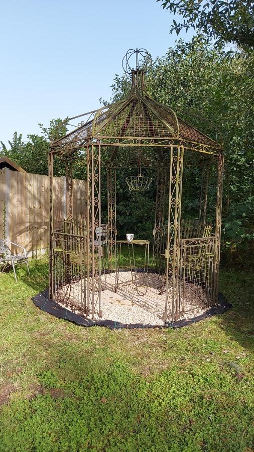 Hot Tub Hideaway Hemyock Exterior foto