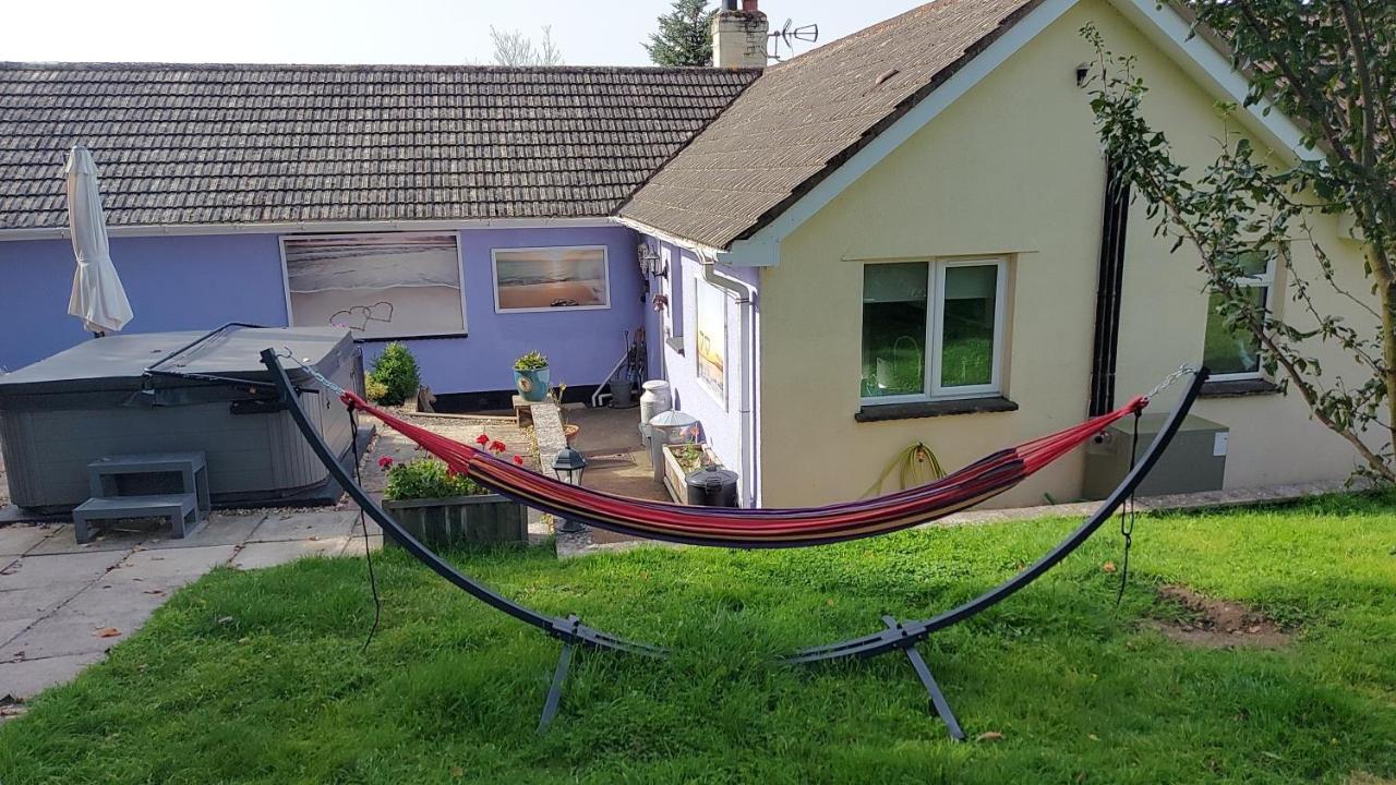 Hot Tub Hideaway Hemyock Exterior foto