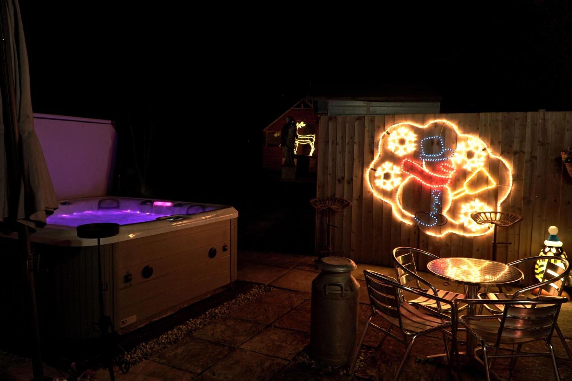 Hot Tub Hideaway Hemyock Exterior foto
